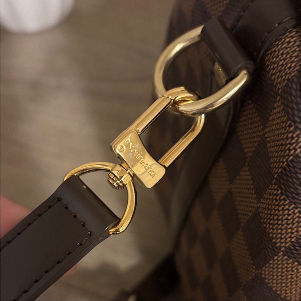 Louis Vuitton Speedy 30 LOUIS VUITTON
Damier Canvas Speedy Bandouliere 30 - Picture 6 of 9